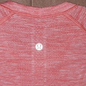 Lululemon size 4
